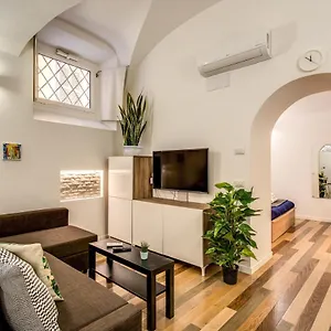  Apartment Fresh House Navona